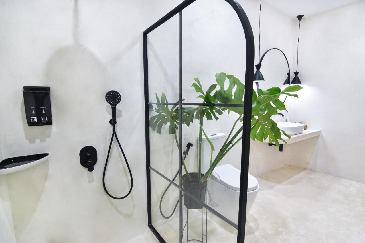 Bohemian Jogja Villas With Private Pool Kejayan Ngoại thất bức ảnh