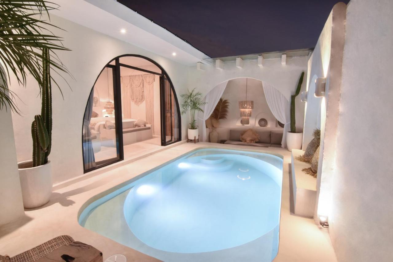 Bohemian Jogja Villas With Private Pool Kejayan Ngoại thất bức ảnh